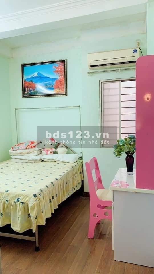 Đội Cấn, Ba Đình 40m 3 tầng ở ngay giá chỉ 3.85 tỷ