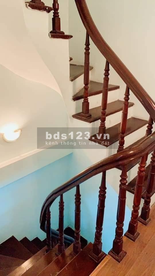 Đội Cấn, Ba Đình 40m 3 tầng ở ngay giá chỉ 3.85 tỷ