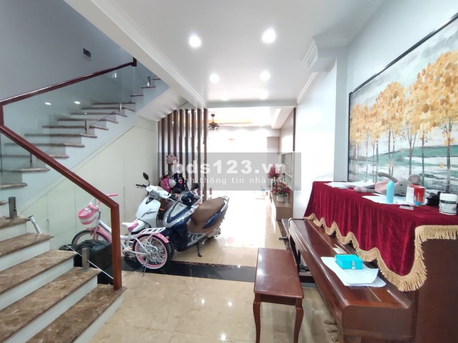 Bán nhà Liền kề Hoàng Huy Pruksa An Đồng 72m2 x4 tầng đã hoàn thiện cực đẹp giá rẻ