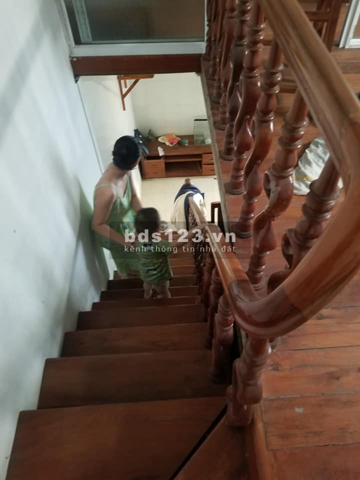 Nhỉnh 1 tỷ có nhà 2 tầng Hoàng Tăng Bí - Bắc Từ Liêm