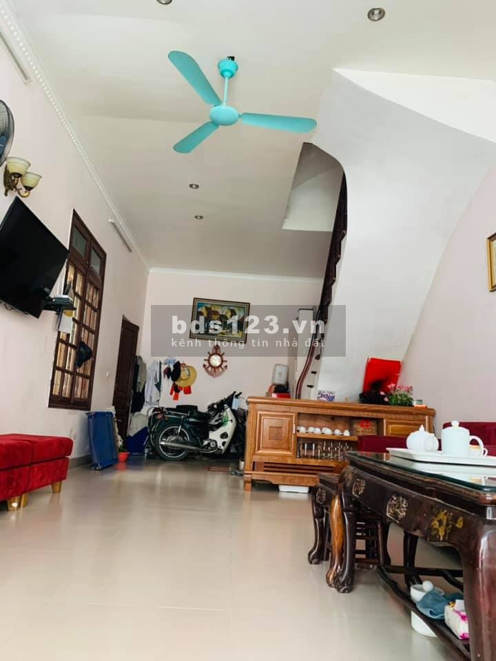Bán nhà phân lô( lô góc) 2 mặt ngõ Chùa Láng,1194 Láng, 55m2 *5T, Ôtô tránh, kinh doanh.