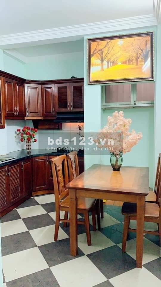 Đội Cấn, Ba Đình 40m 3 tầng ở ngay giá chỉ 3.85 tỷ