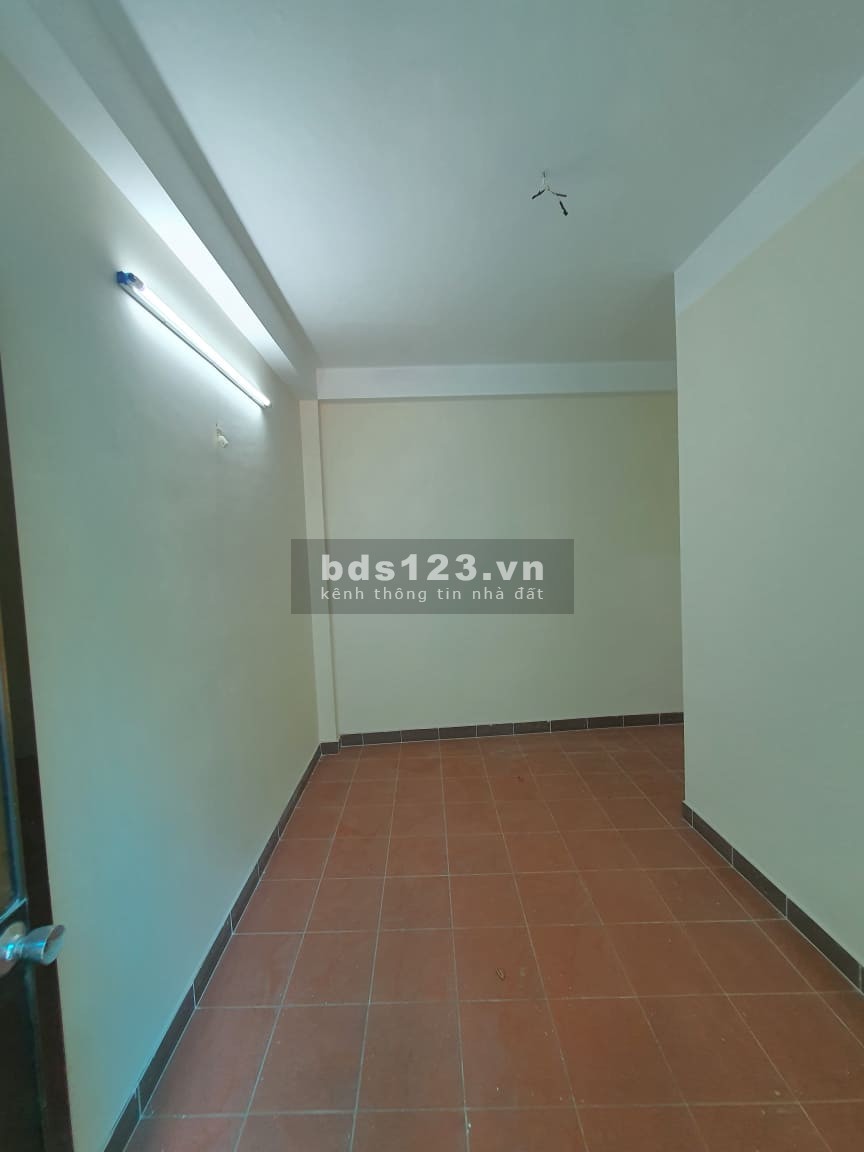 Huỳnh Văn Bánh, Phú Nhuận. HXH 7 chỗ kinh doanh. 3 tầng. 8 tỷ 8