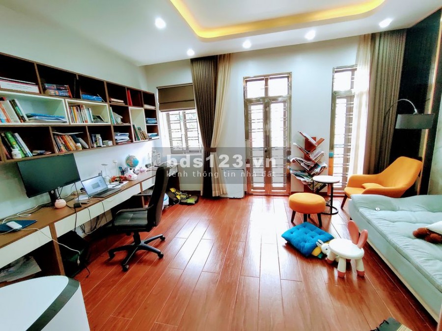 Bán nhà Liền kề Hoàng Huy Pruksa An Đồng 72m2 x4 tầng đã hoàn thiện cực đẹp giá rẻ