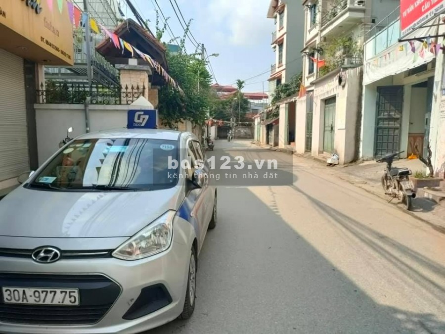 Bán đất lô góc Thạch Bàn ô tô vào ra kinh doanh Long Biên