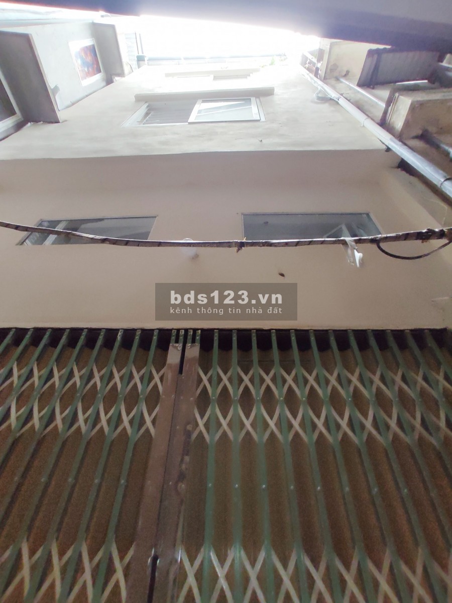Bán nhà đẹp ngõ Tô Hoàng, 24m2, 5 tầng, MT 4.5m, giá nhỉnh 2 tỷ