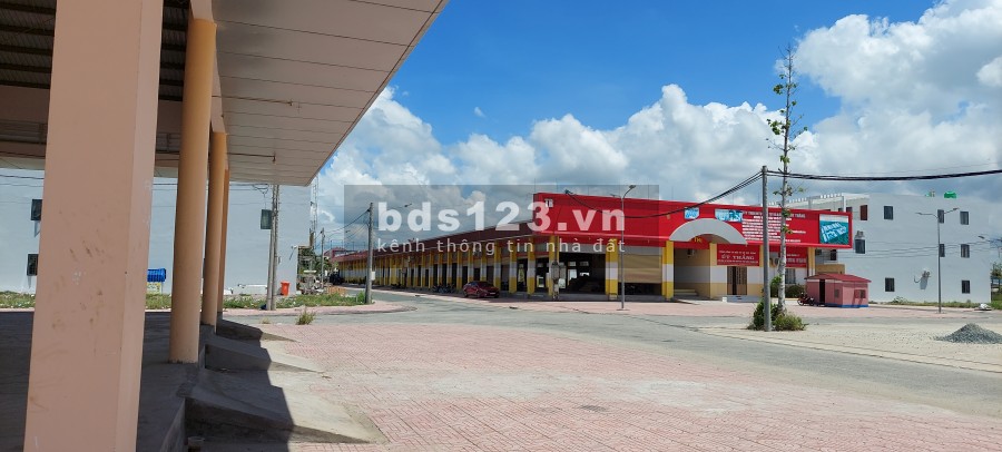 Sở hữu đất nền mặt tiền chợ siêu đẹp chỉ có tại Thạnh Phú Cente