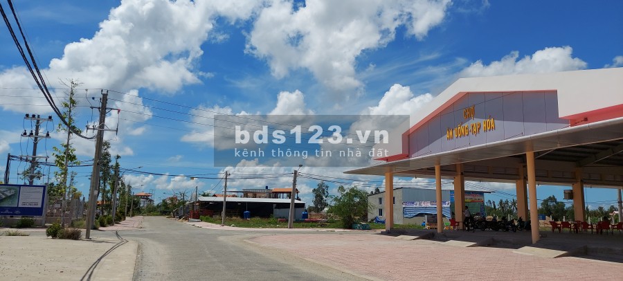 Sở hữu đất nền mặt tiền chợ siêu đẹp chỉ có tại Thạnh Phú Cente