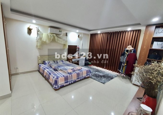 Bán nhà đường Bà Triệu, Nguyễn Trãi, Hà Đông, mt 6.1m, dtsd 61.5m, 4 tầng đúc, ô tô vào nhà, lh 0984042591