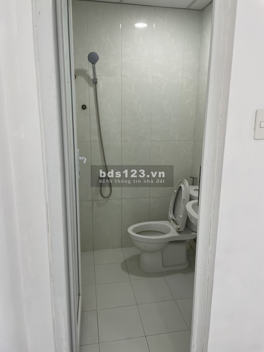 Em còn 2 căn hộ Prosper Plaza 54m2, 65m2 nhà trống cần cho thuê