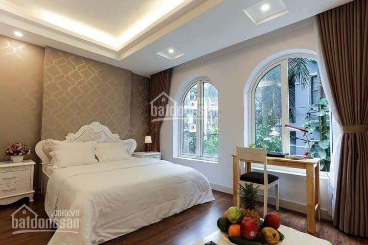 Bán nhà phố Trung Kính. Vỉa hè, thang máy, 2 ô tô, cho thuê 100tr, 72m x 8T x MT 5m.