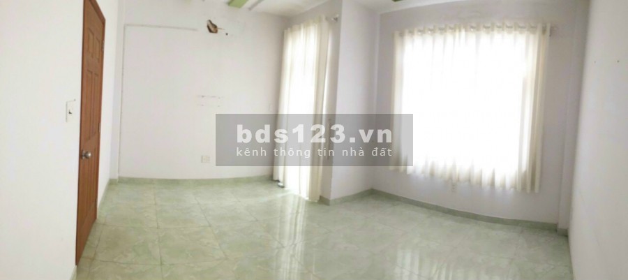 Nhà rộng, 1 căn ra mặt tiền Trường Chinh, Tân Bình. 6,9 tỷ