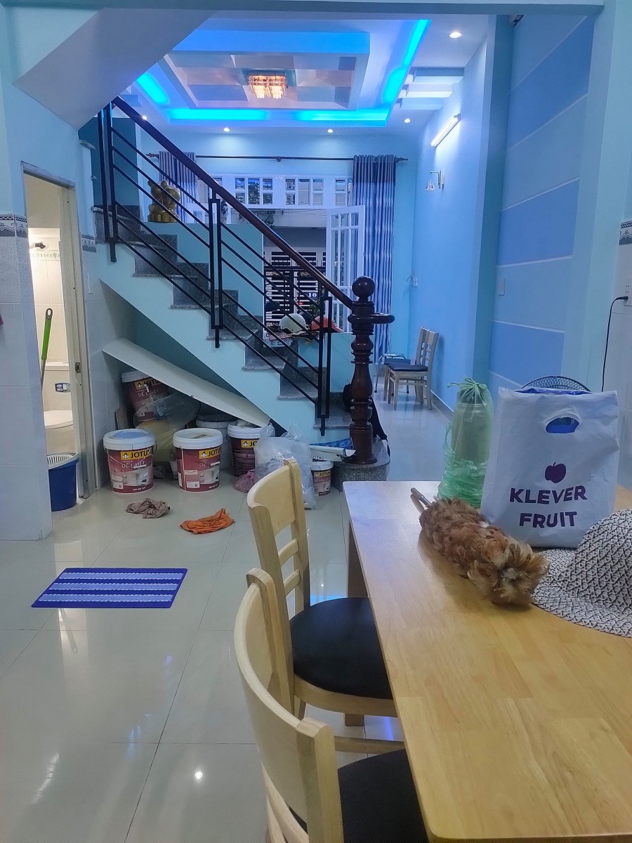 MT số 3, 5 tầng btct 6pn sân thượng hoàn công đầy đủ giá 7tỷ8