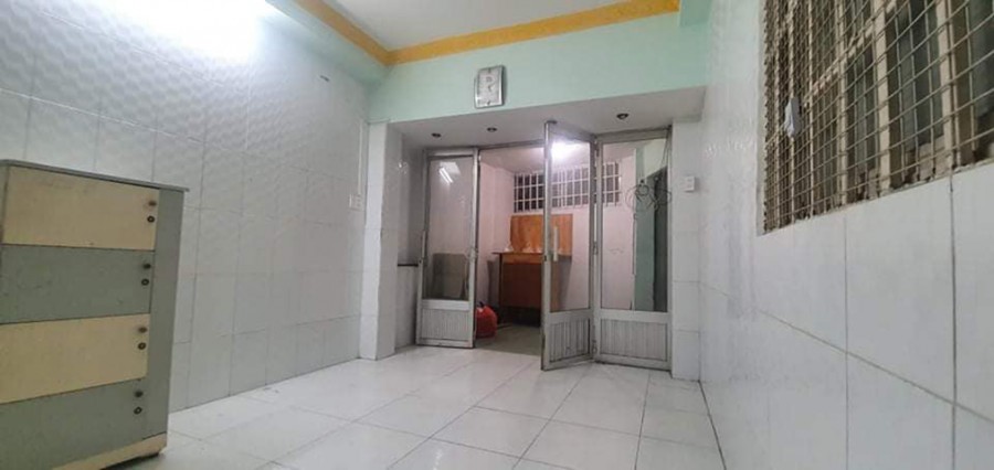 Hẻm 1/ sân rộng, khu nội bộ Phan Xích Long, nở hậu, 4 tỷ