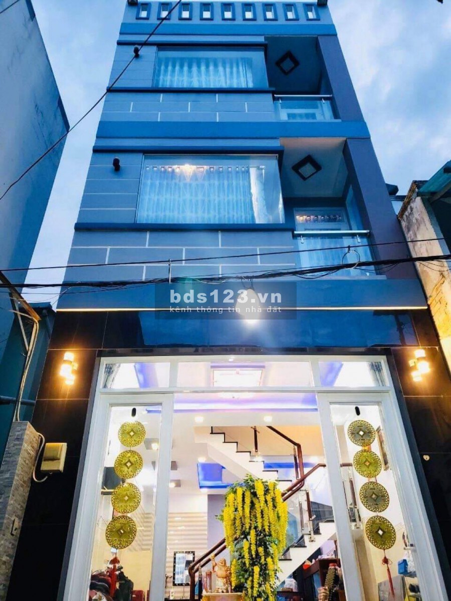 Bán nhà Quận Bình Thạnh 45M2 Đường Xô Viết Nghệ Tĩnh Phường 25 4 Tầng giá 5.7 tỷ