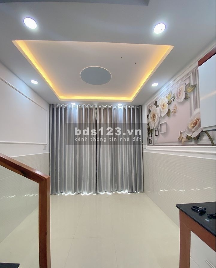 Nhà chính chủ hẻm ô tô 6.5M Tân Quý Tân Phú, chỉ 5.x Tỷ
