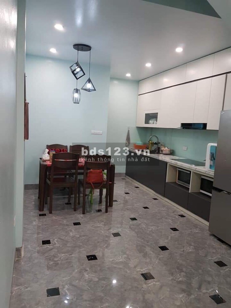 Ô TÔ CÁCH NHÀ 3 BƯỚC CHÂN, NHÀ MỚI ĐẸP Ở NGAY - FULL NỘI THẤT