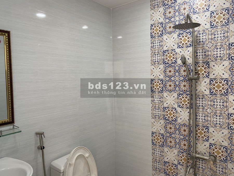 Hẻm xe hơi 84 Tân Sơn Nhì, dt 4x16,5m, cấp 4, giá 4,8 tỷ tl