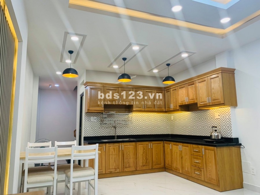Chỉ 75 triệu/m2, nở hậu Phan Văn Trị, 73m2, 5,7x13, chỉ 5 tỷ 500 triệu