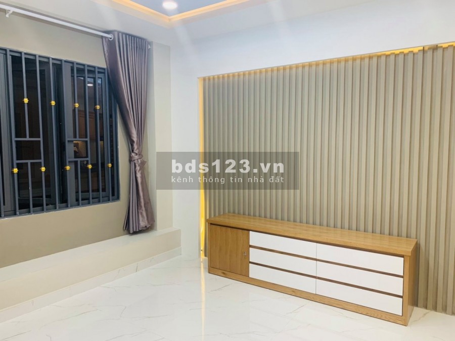 Chỉ 75 triệu/m2, nở hậu Phan Văn Trị, 73m2, 5,7x13, chỉ 5 tỷ 500 triệu