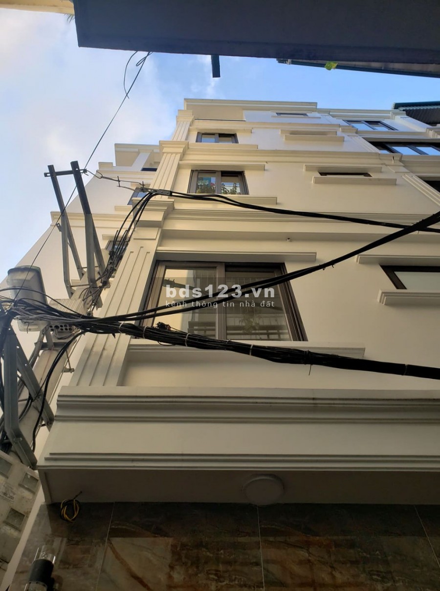 Bán nhà Quận 10, Thành Thái, 36m2, giá chỉ 4 tỷ 95, 3T, Hẻm xe hơi 5m LH: 0972010495