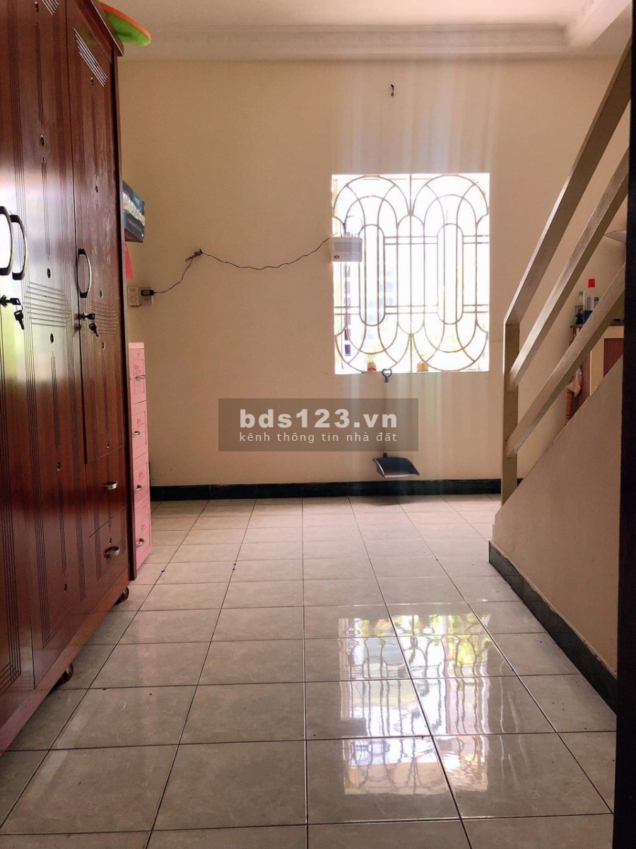 Bàn nhà mặt tiền lớn Trần Đình Xu Quận 1, dtsd 48m2, giá rẻ nhất khu 6.5 tỷ, nở hậu, phong thuỷ