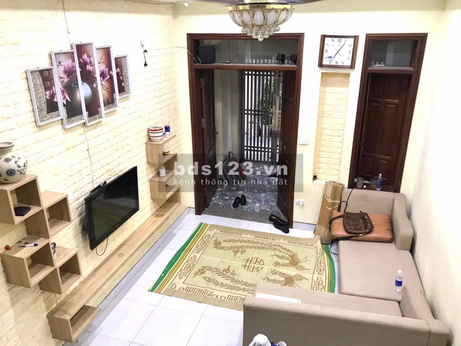 Bán nhà lô góc 6PN dt 48m2 x 5 tầng giá 2ty9 Xuân Phương 0945356832