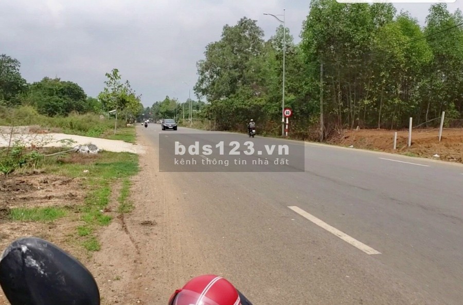 Đất sào đẹp, giá đầu tư 2000M2 đất (30X67) mặt tiền đường nhựa, SHR
