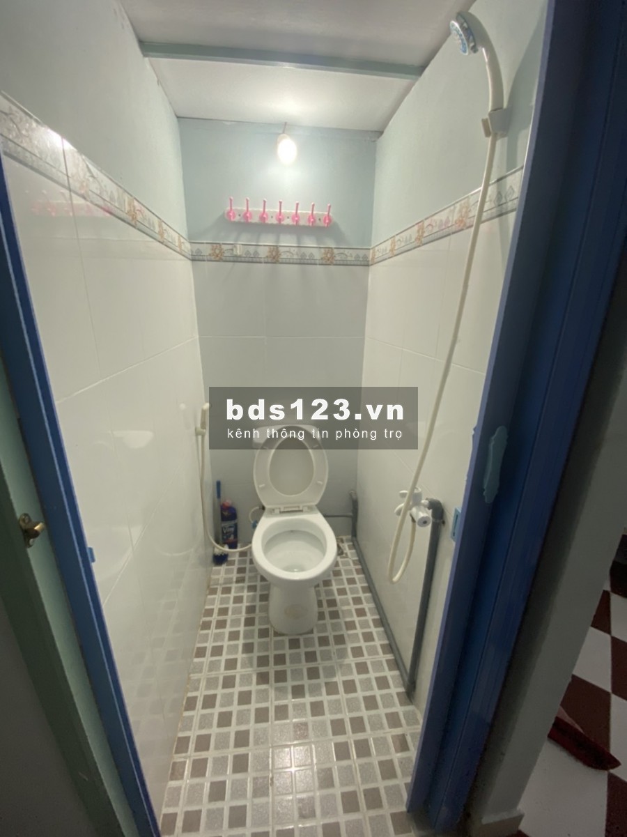 Cho thuê phòng trọ đầy đủ nội thất giá rẻ Phú Nhuận ở mặt tiền đường Phan Đình Phùng