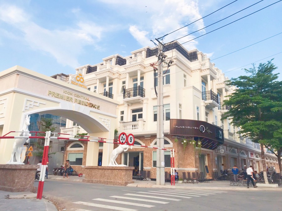 Shophouse 1 trệt 2 lầu 4 mặt tiền tại Tp Dĩ An 1.5 tỷ nhận nhà ngay Sang sổ liền tay