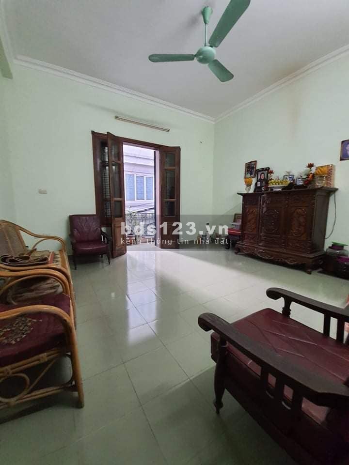 Bán nhà Bùi Xương Trạch, Thanh Xuân, Hà Nội, 69m2 x 4 tầng, giá 6 tỷ.