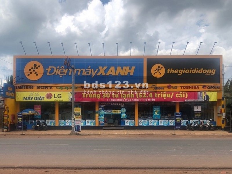 Bán gấp lô đất 3240m2 kề gốc 2 mặt tiền, đường vào 25m thông dài, sổ hồng riêng, đúng giá 380 triệu