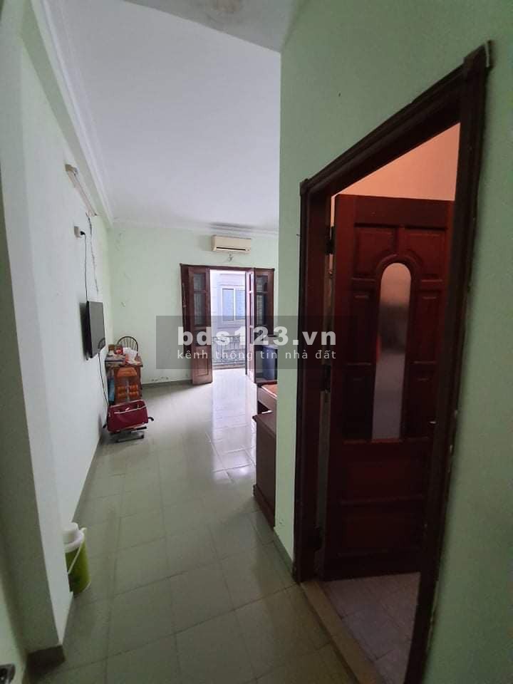 Bán nhà Bùi Xương Trạch, Thanh Xuân, Hà Nội, 69m2 x 4 tầng, giá 6 tỷ.