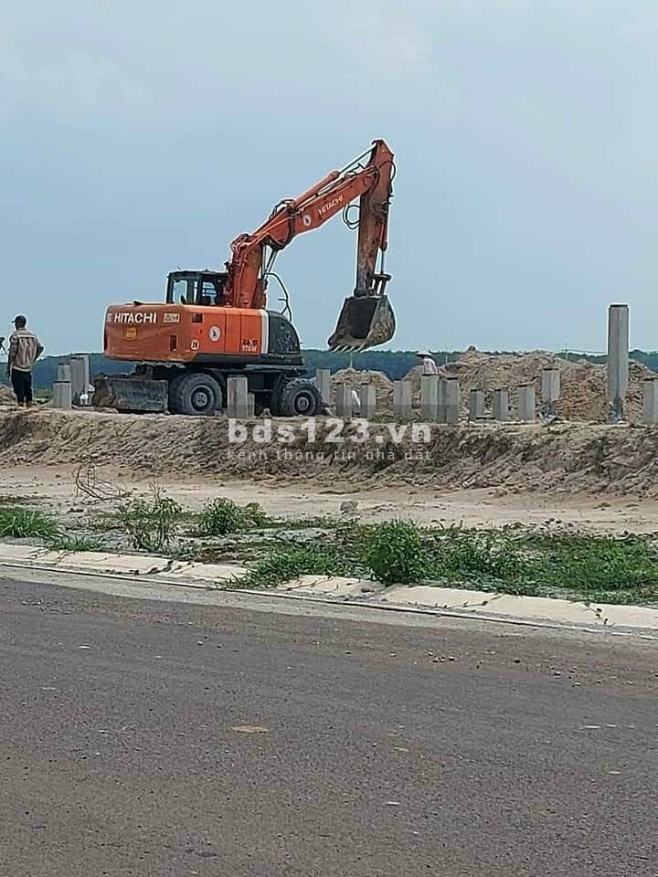 Đất nền Becamex Chơn Thành 8 triệu/m2, khu dân cư mặt tiền 16m