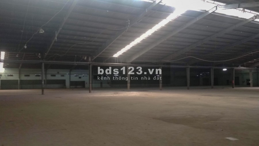 Cho thuê nhà xưởng góc 2 mặt tiền phường Tây Thạnh, dt 11.268m2, giá rẻ kcn Tân Bình, Tân Phú