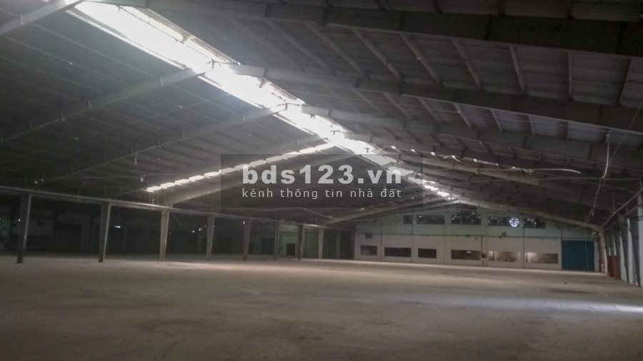 Cho thuê nhà xưởng góc 2 mặt tiền phường Tây Thạnh, dt 11.268m2, giá rẻ kcn Tân Bình, Tân Phú
