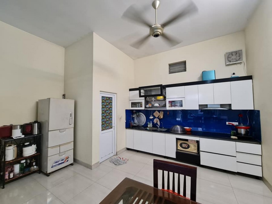 Chính chủ bán gấp nhà phố Bồ Đề Long Biên 70m2 x4 T, MT 5m hơn 6.9 tỷ