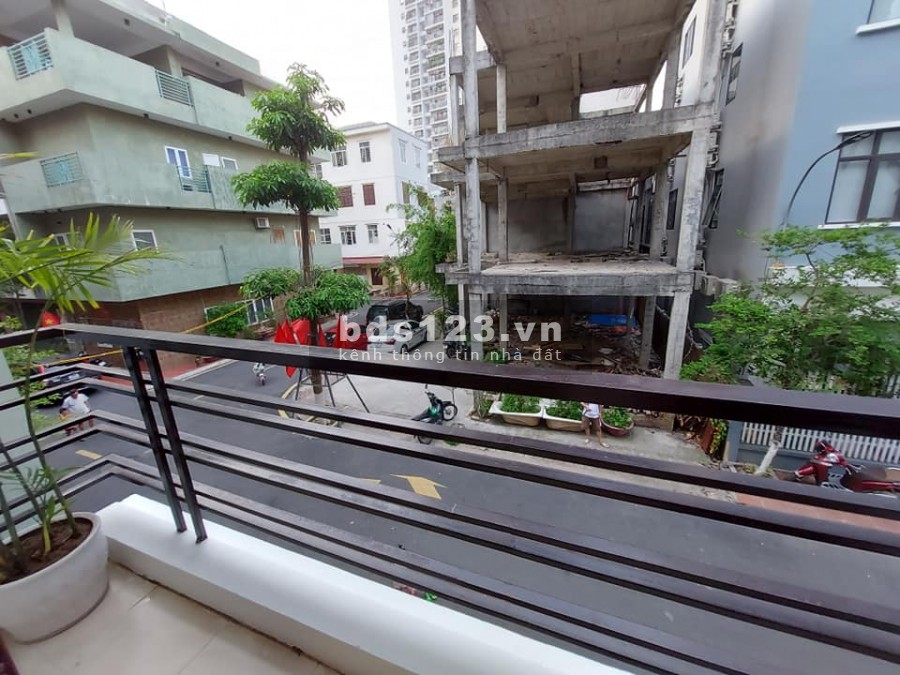 Kinh doanh cự đỉnh, phân lô ô tô tránh cửa, nhà đẹp, nội thất xịn, kiến trúc hiện đại