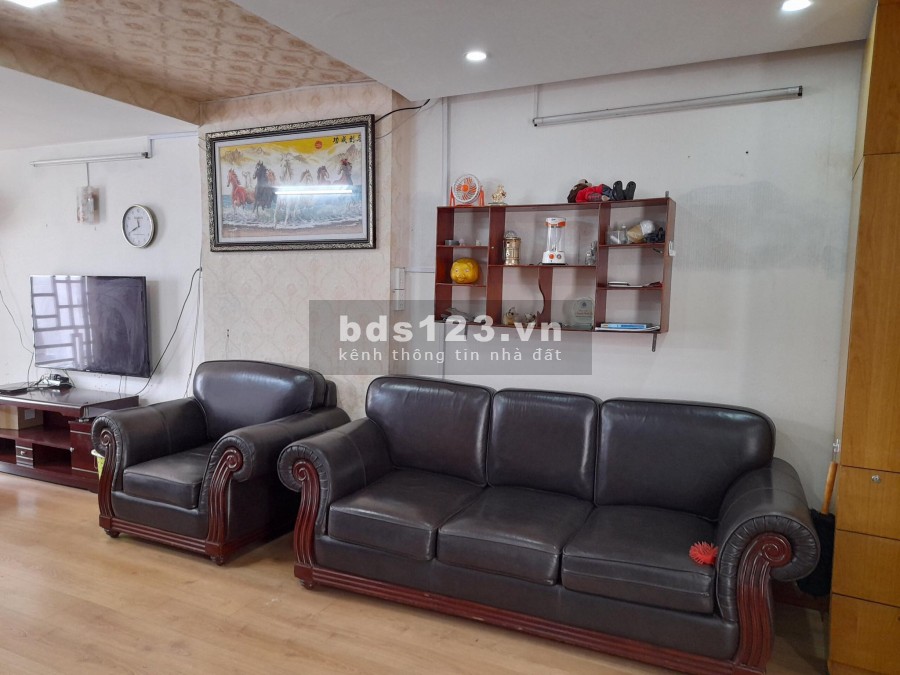 Nhà sát mặt tiền đường lớn, diên tích khủng 100m2, 2 tầng, hẻm Nguyễn Văn Khối, Gò Vấp