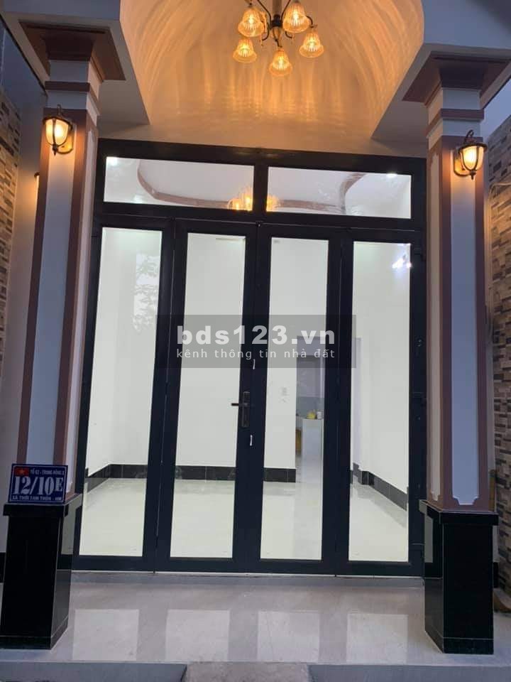 VIP! Chủ ngộp bán gấp Nhà Cấp 4 60m2, Mặt tiền ngã ba Mỹ Hạnh, giá chốt nhanh 700tr