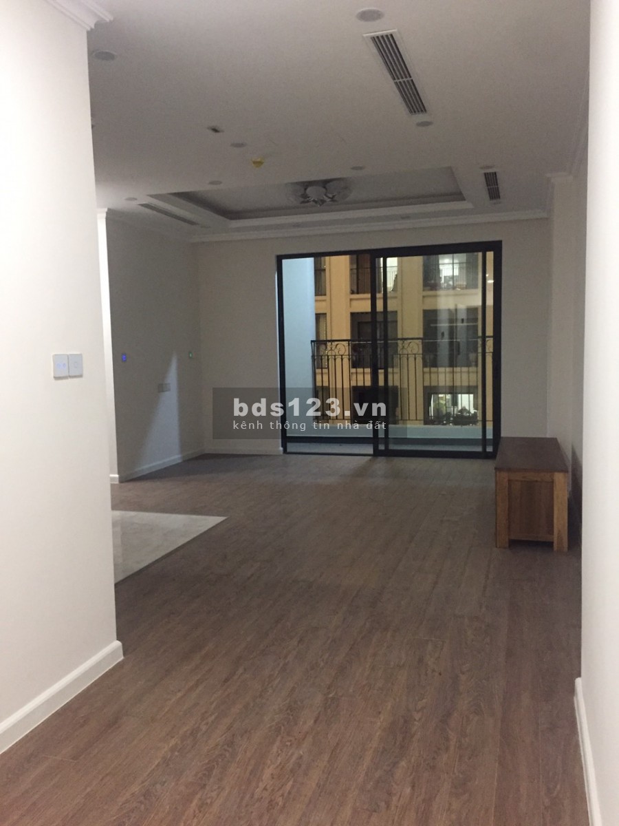 Căn 3pn, dt 92m2, 2 ban công sổ đỏ Giá: 3.25 tỷ (bao phí) Sunshine Riverside