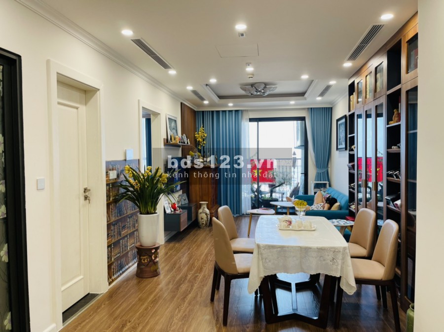 Bán căn hộ 2 phòng ngủ, 2 vệ sinh 82m2 Sunshine Riverside view Sông Hồng, giá 3,2 tỷ