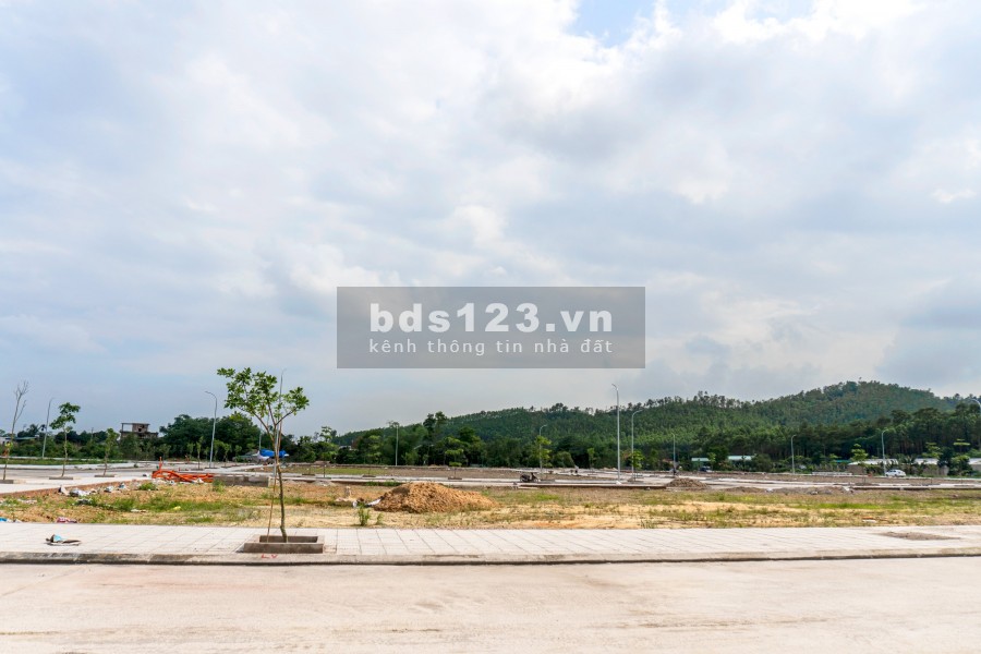 Bán gấp ô đất phường Thanh Sơn Uông Bí giá rẻ