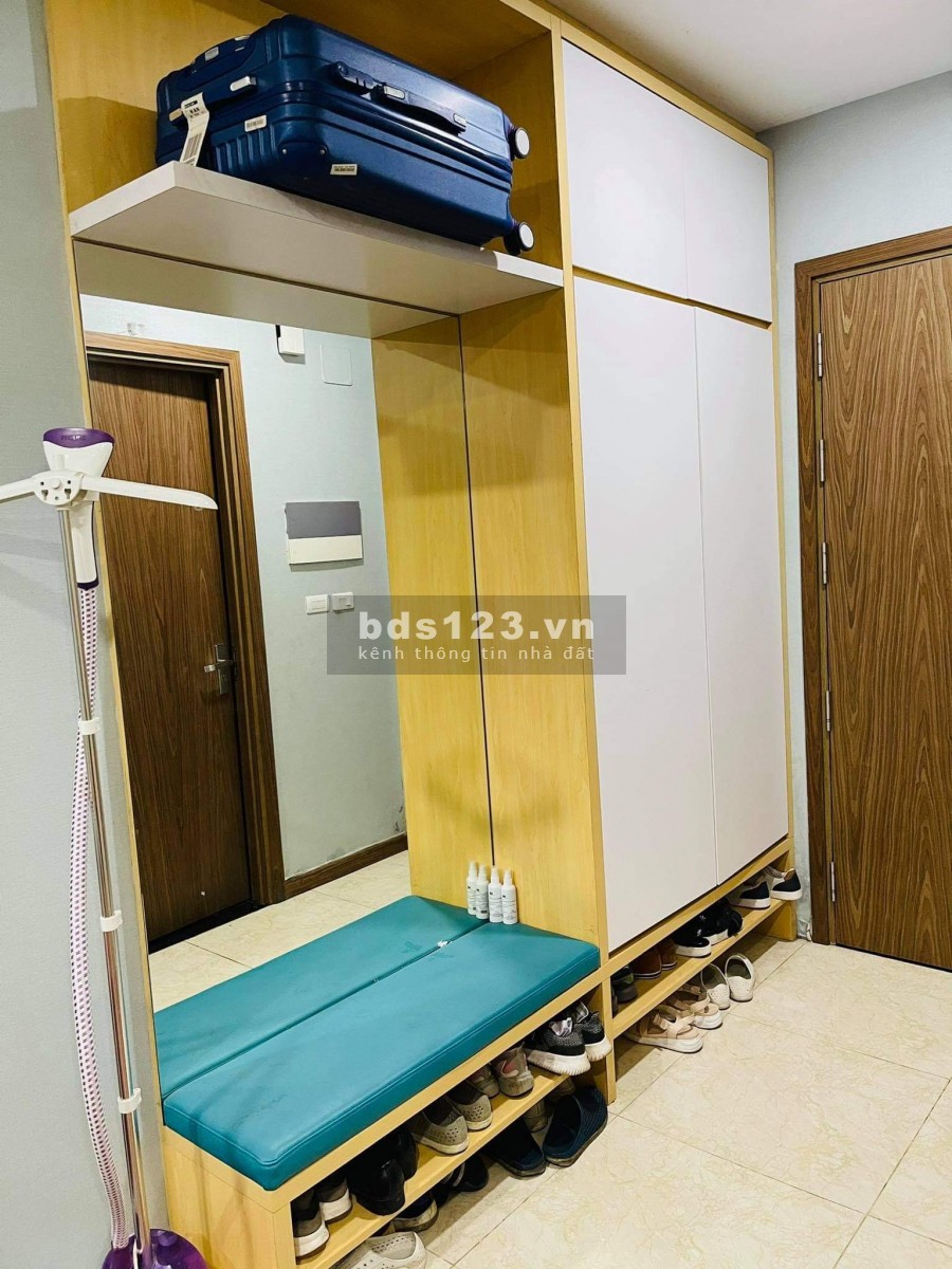 Bán Gấp CH Eco green city, 67m2, ban công Đông Nam chỉ 2 tỷ, nhà thật, giá thật, LH:O399868911