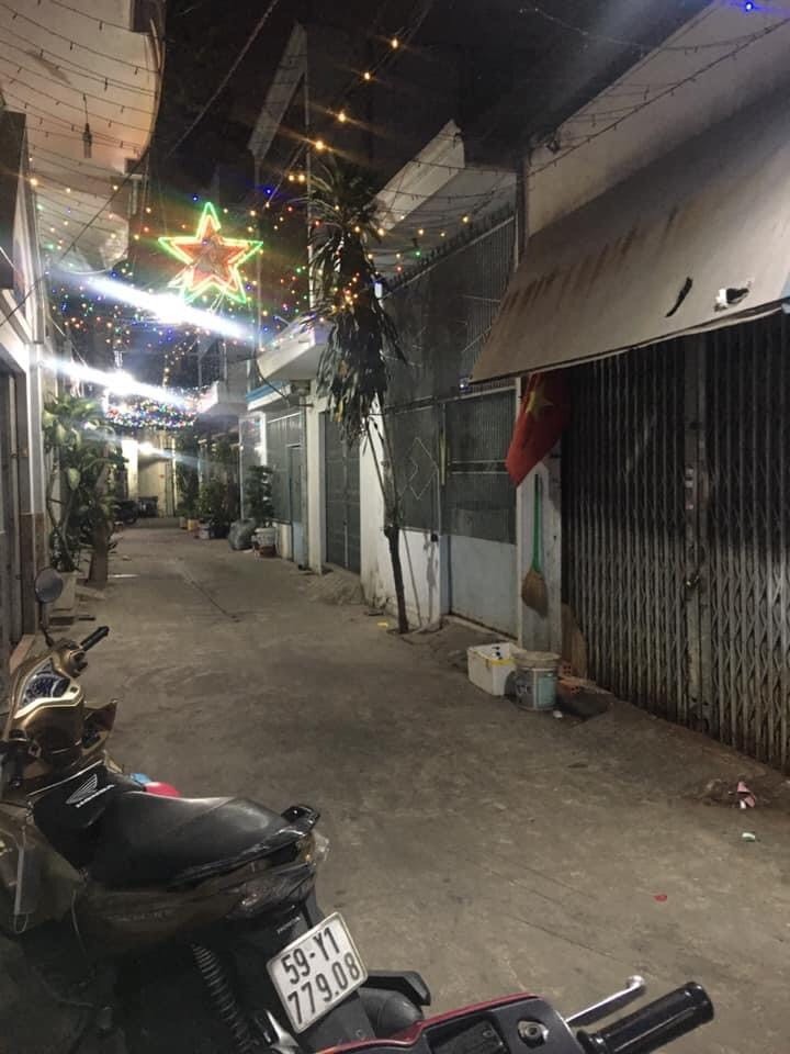 Bán nhà chính chủ phường 12, Quận Gò Vấp, dtsd 49m2, giá 3.3 tỷ