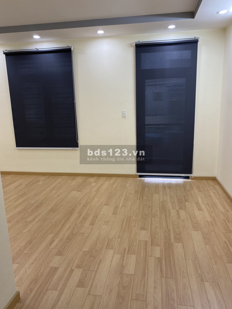 MT đẹp Nguyễn Văn Công 7x22m 1T-3L 5PN mới xây làm Vp.cty giá 35Tr/th
