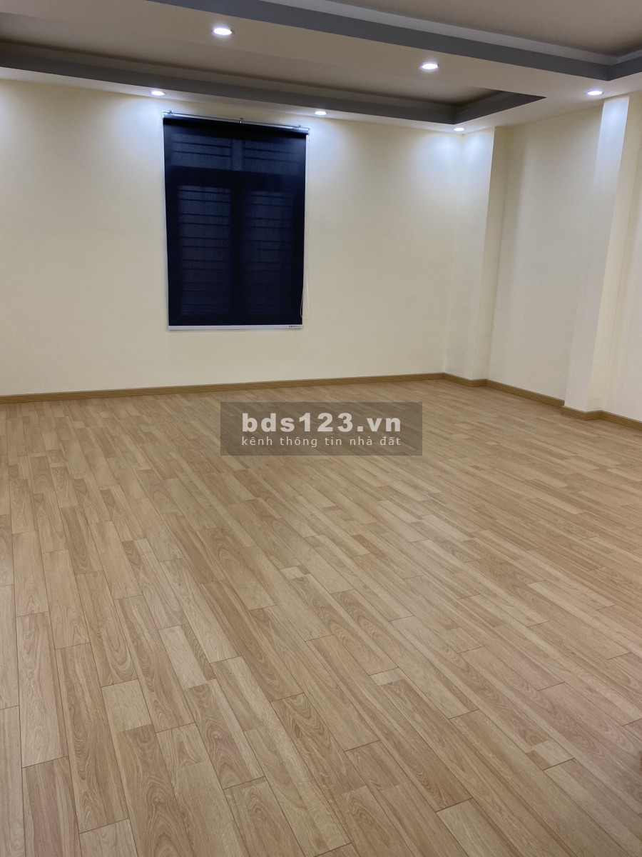 MT đẹp Nguyễn Văn Công 7x22m 1T-3L 5PN mới xây làm Vp.cty giá 35Tr/th
