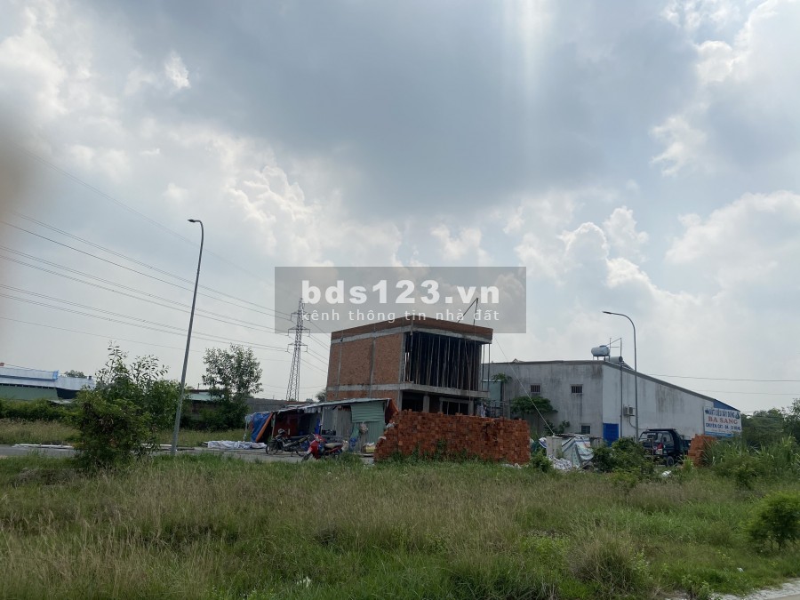 Bán đất Quốc Lộ 1A, vị trí đắc địa nhất, kdc Ht Real Hoàng Phan Thái, shr, xây dựng tự do