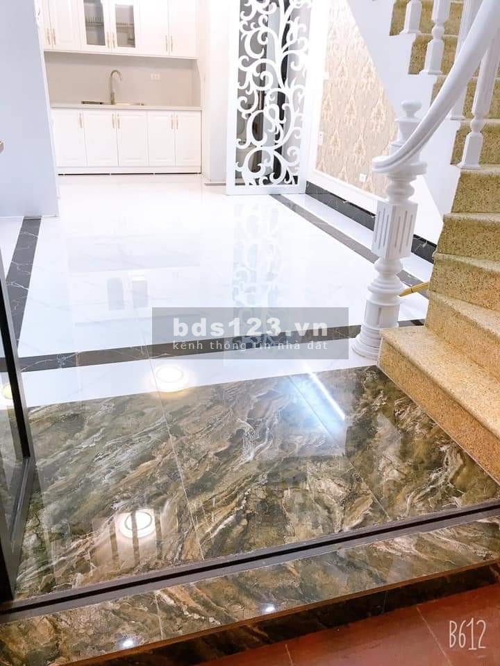 Định cư Pháp cần bán gấp nhà Mỗ Lao, dt 50m2, 5 tầng, nhà mới tinh giá 3 tỷ
