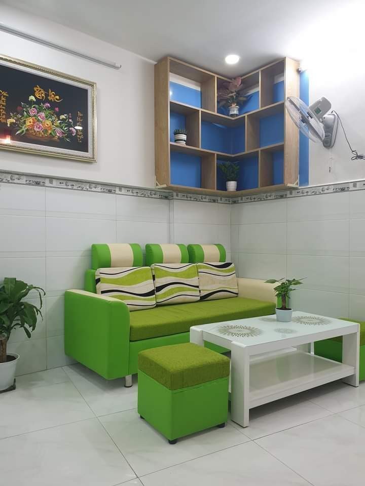Nhà Riêng Phú Nhuận cách mặt tiền 1 căn nhà, mới đẹp ở ngay - khu dân trí cao